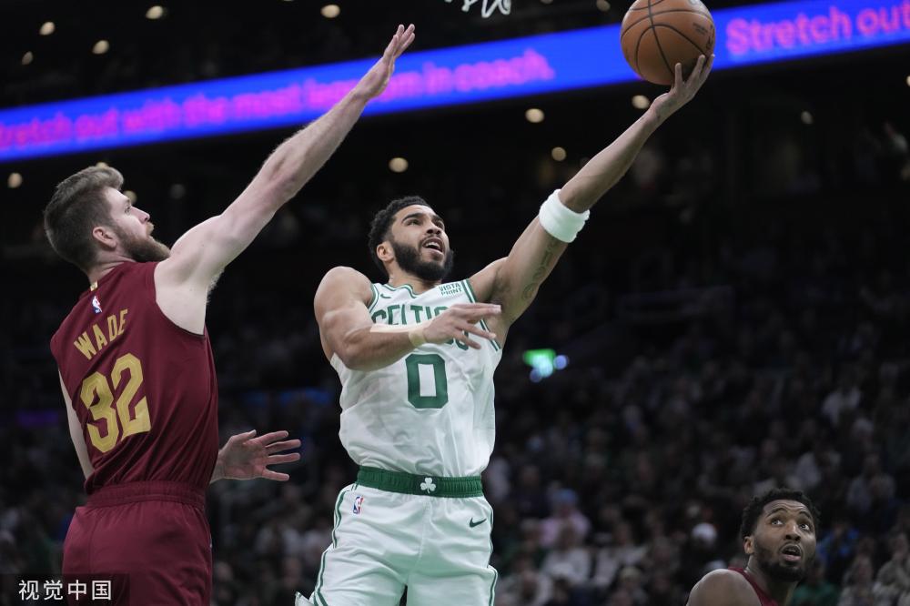 苏亚雷斯是 苏亚雷斯是